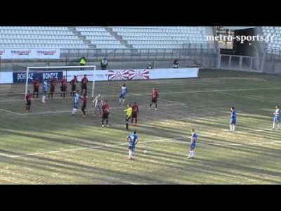 bizarre free kick defensive routine nice b v grenoble. defenders on the line keeper out youtube 142238870784kng