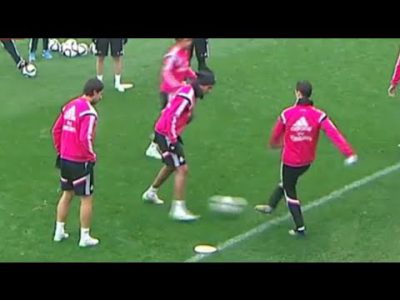 cao de cristiano ronaldo a varane durante entrenamiento real madrid 2015 youtube 1421598651k48gn