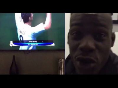 mario balotelli does an impression of cristiano ronaldos ballon d039or siiiiii youtube 14215731854kgn8