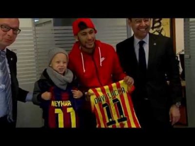 neymar jr and son become members of fc barcelona youtube 1424507381k4g8n
