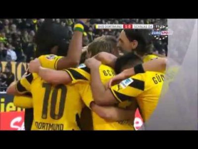 reus aubameyang superhero celebration dortmund vs schalke 04 youtube 1425207962g4kn8