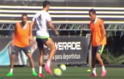 El ataque freestyle de Cristiano Ronaldo durante el entrenamiento YouTube