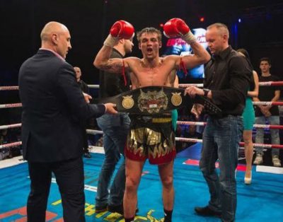 Jr5WR5D SgTdxEdhdUuSPA Thaiboxer Vladim r Morav k 33 z skal tvrt