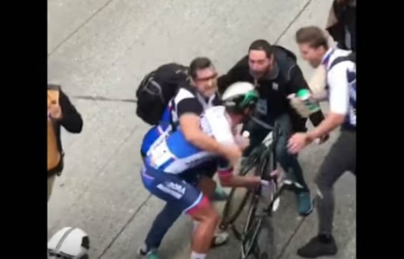 Video: Moment keď sa Peter Sagan dozvedel, že je tretí-krát Majstrom sveta 1 sagan9
