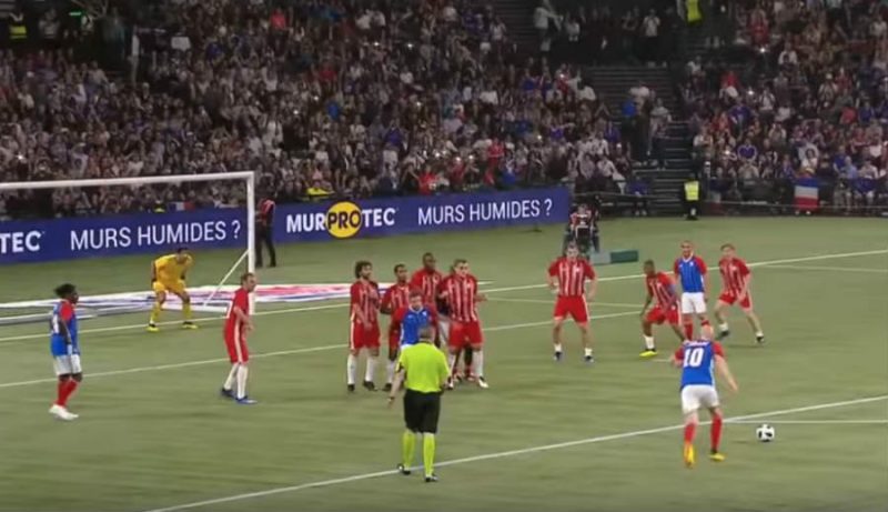 Video: Nádherný gól Zinedina Zidana v exhibícii za France 98 1 zidane