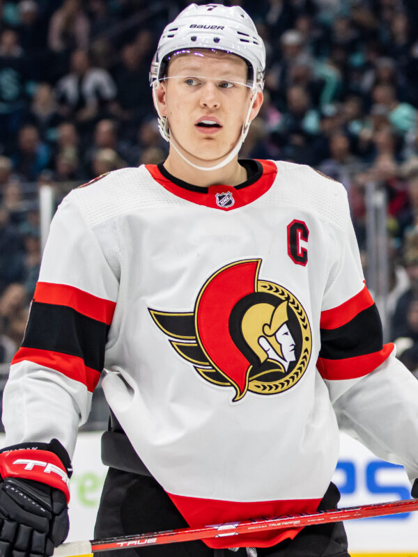 Bratia Tkachukovci prepísali históriu NHL. Brady strelil čistý hetrik 1 Brady Tkachuk počas zápasu NHL v drese Ottawa Senators
