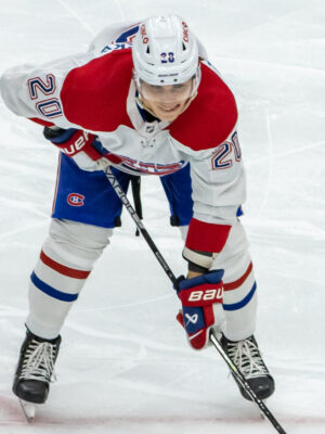 Juraj Slafkovský v drese Montrealu Canadiens počas zápasu NHL
